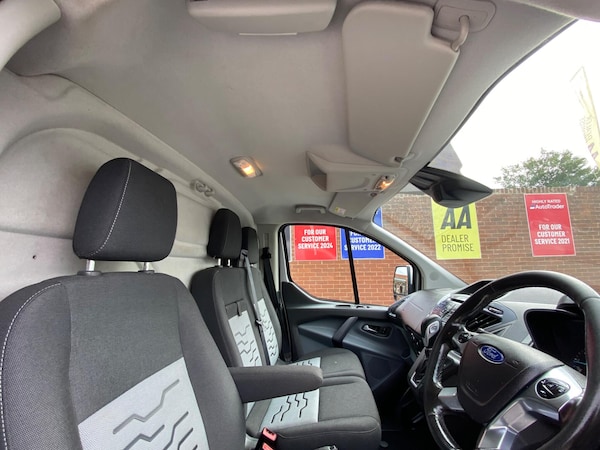 Used Ford Transit Custom 2017 for sale - 75658969: Photo 31