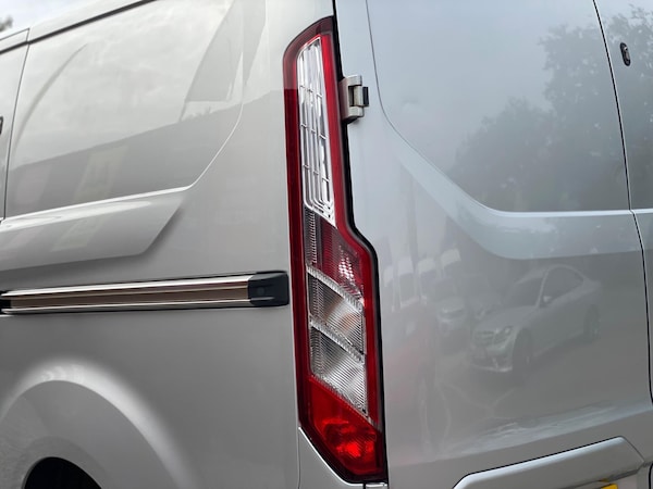 Used Ford Transit Custom 2017 for sale - 75658969: Photo 44