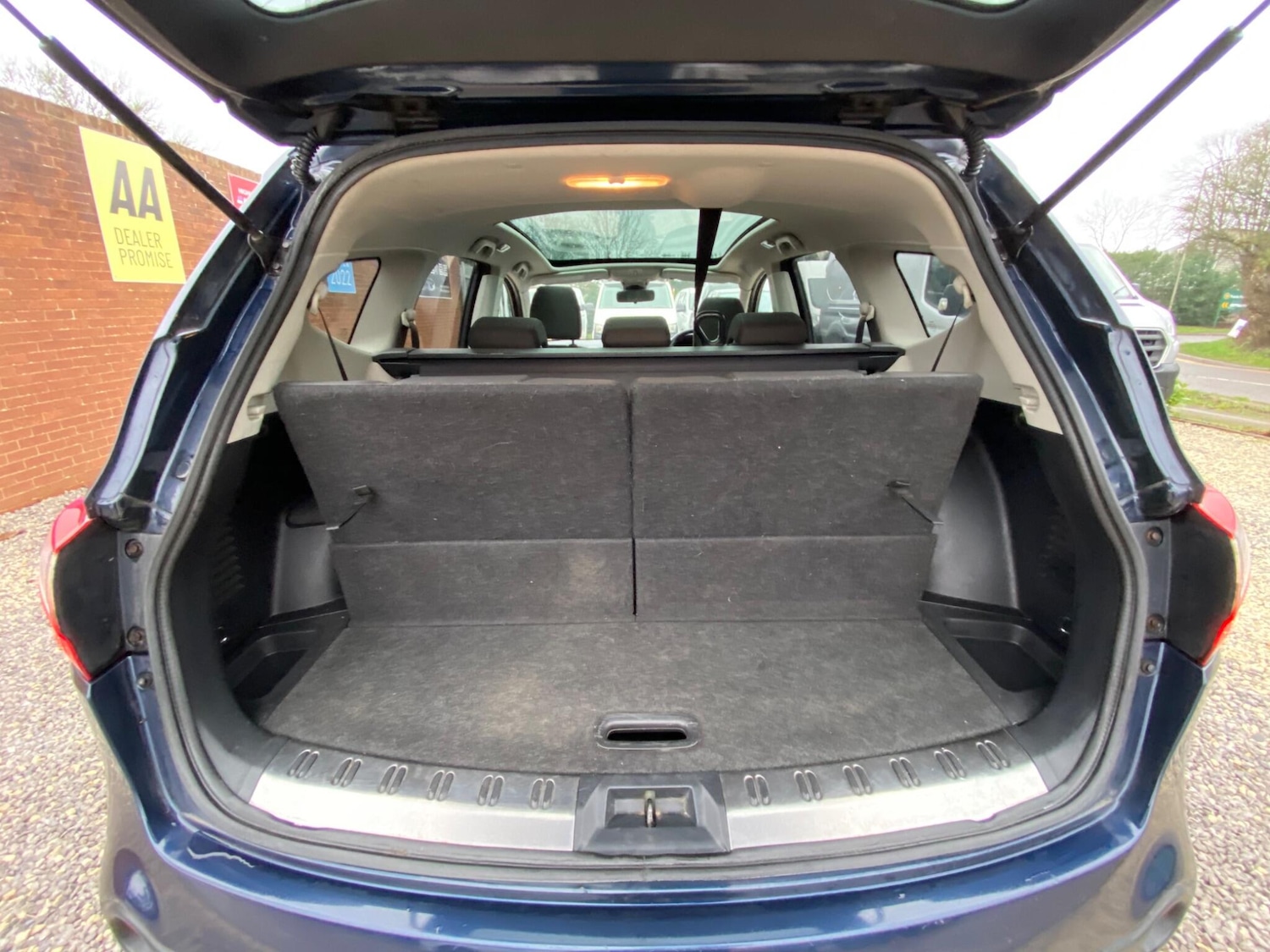 Used Nissan Qashqai+2 2012 for sale - 77291841: Photo 39