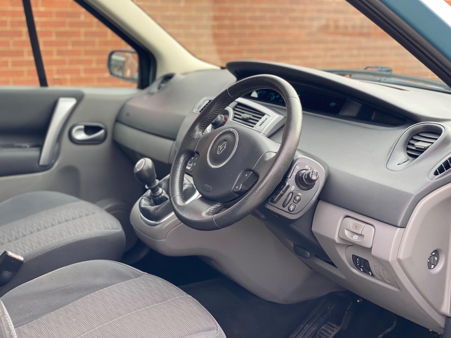 Used Renault Scenic 2008 for sale - 76398825: Photo 21