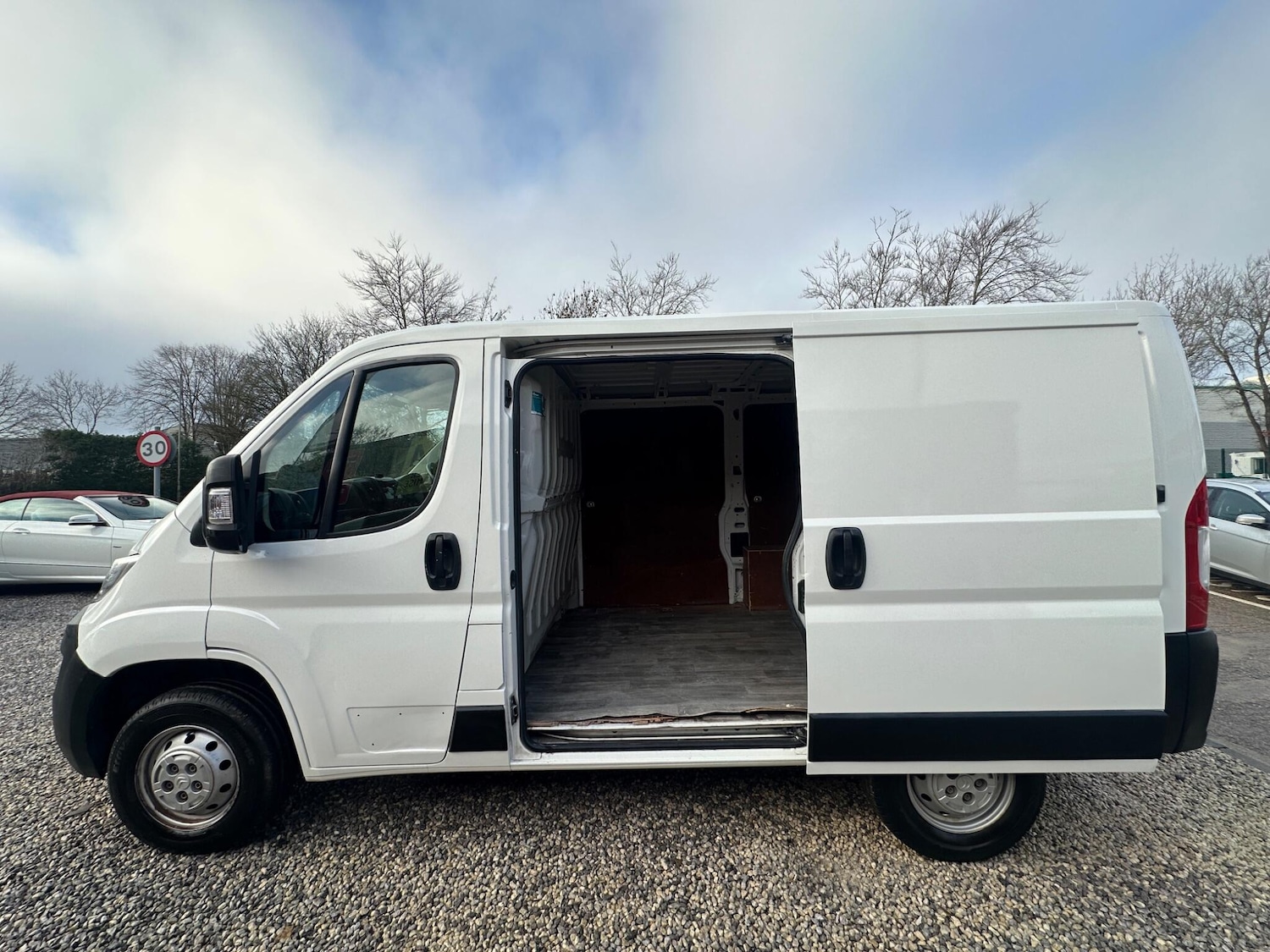 Used Citroen Relay 2019 for sale - 76975907: Photo 41