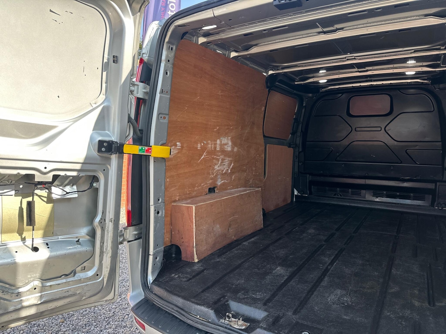 Vehicle 21