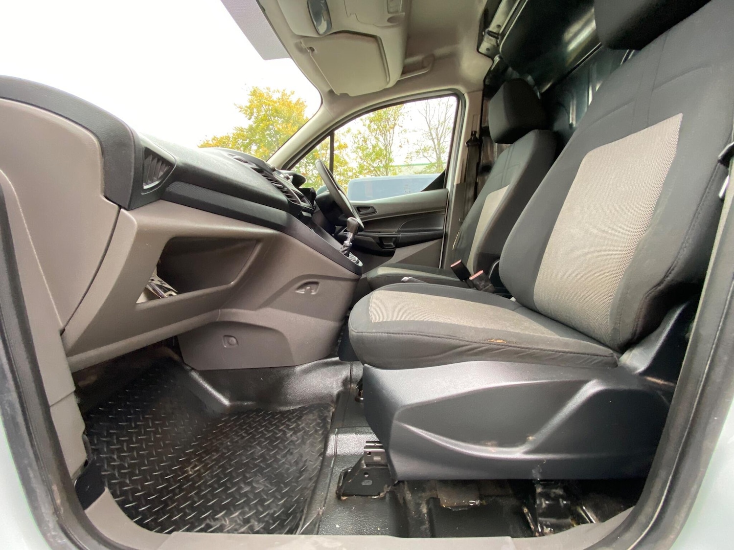 Used Ford Transit Connect 2020 for sale - 77305762: Photo 32