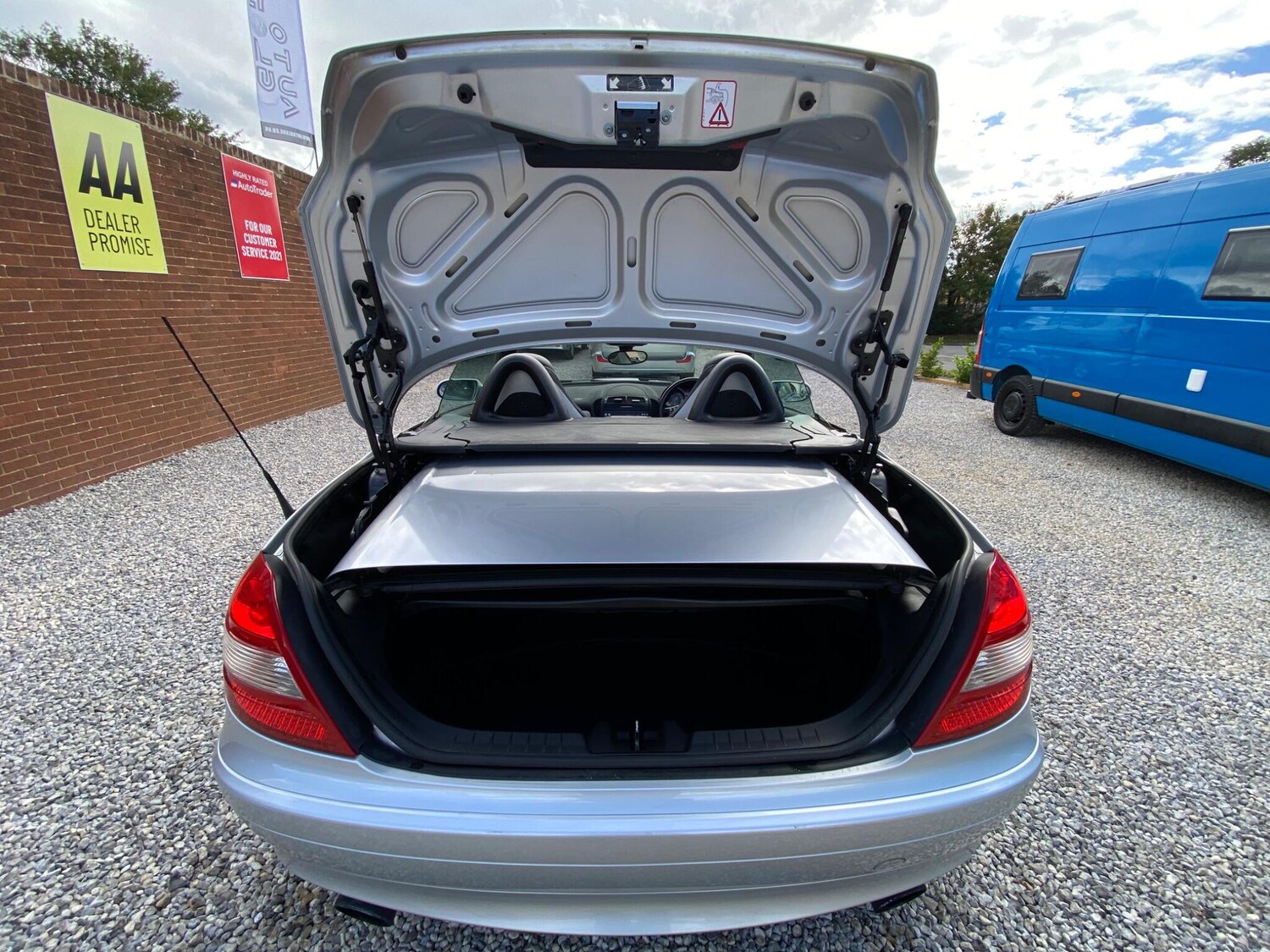 Used Mercedes-Benz SLK 2005 for sale - 75940206: Photo 16