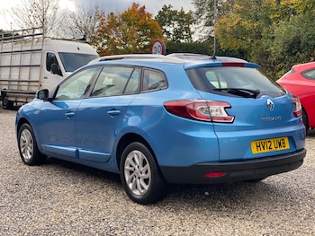 Used Renault Megane 2012 for sale - 76994548: Photo