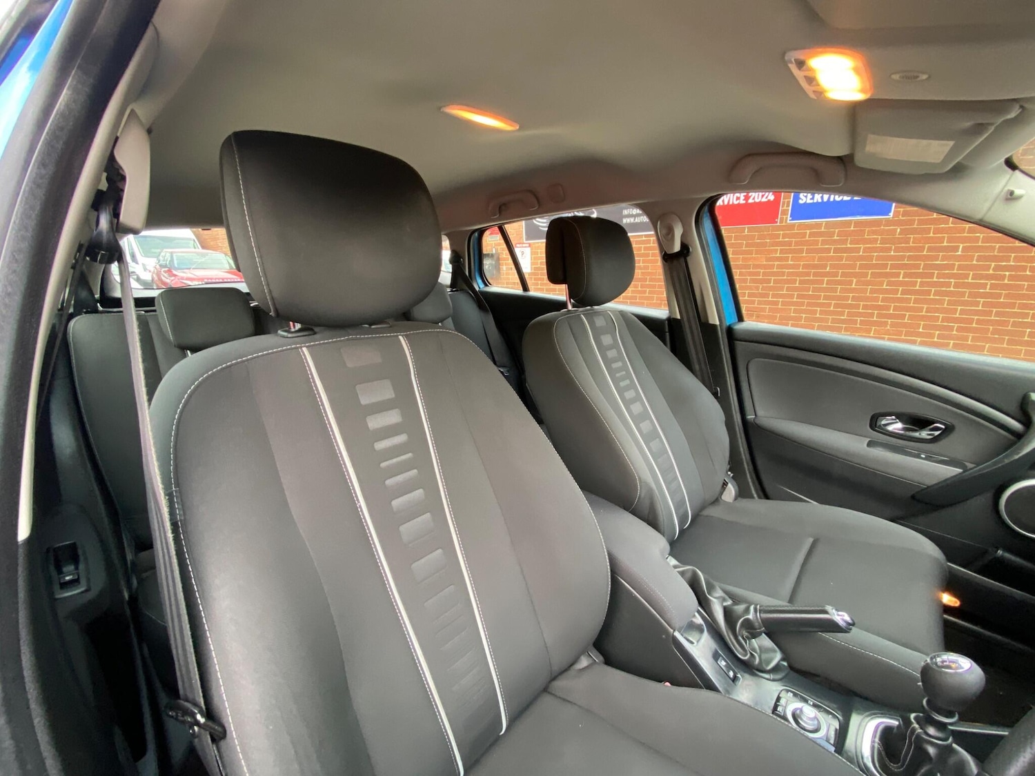 Used Renault Megane 2012 for sale - 76994548: Photo 9