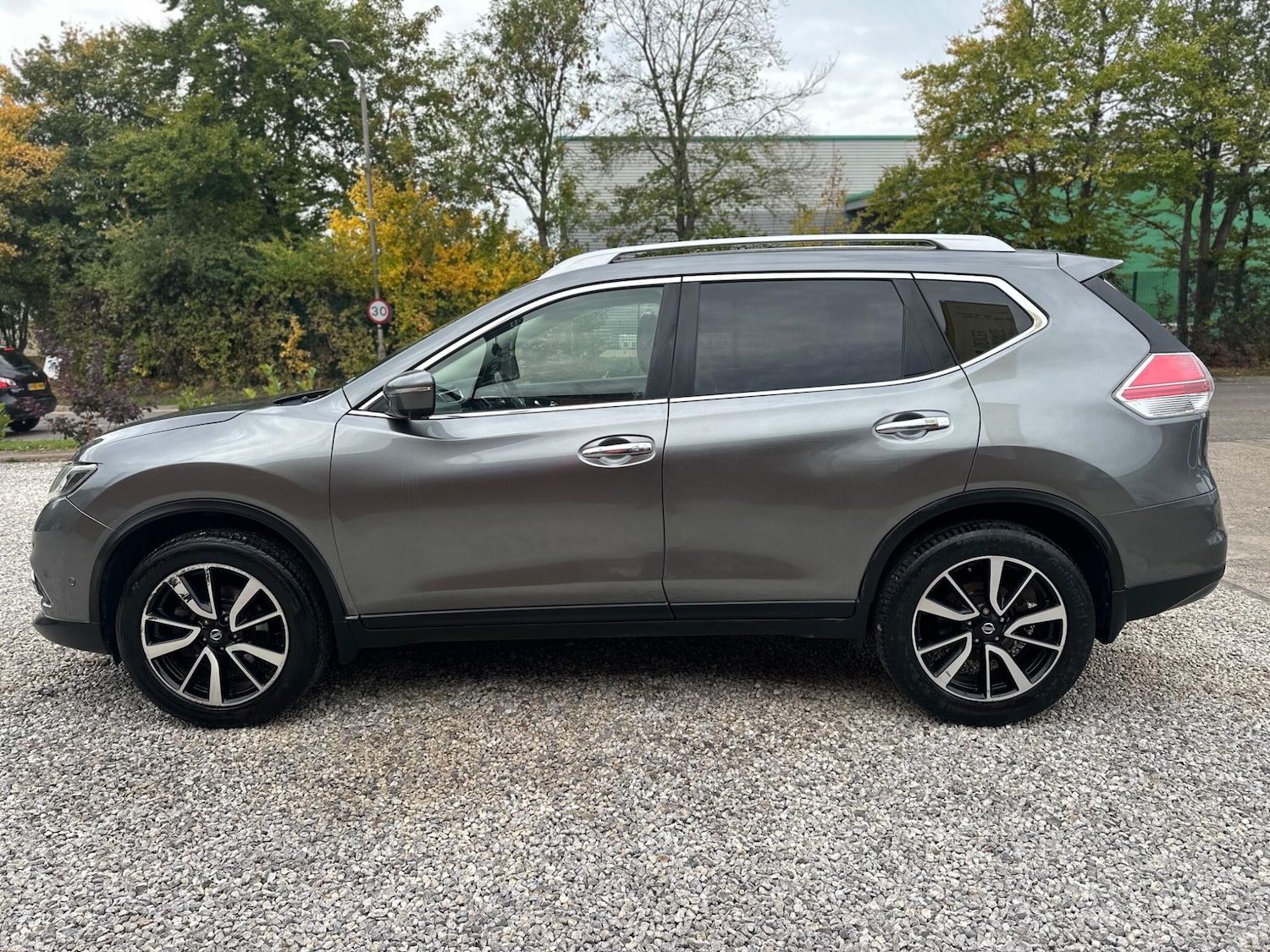 Used Nissan X-Trail 2016 for sale - 76043201: Photo 17