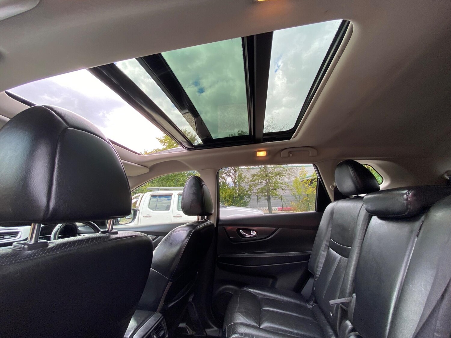 Used Nissan X-Trail 2016 for sale - 76043201: Photo 53