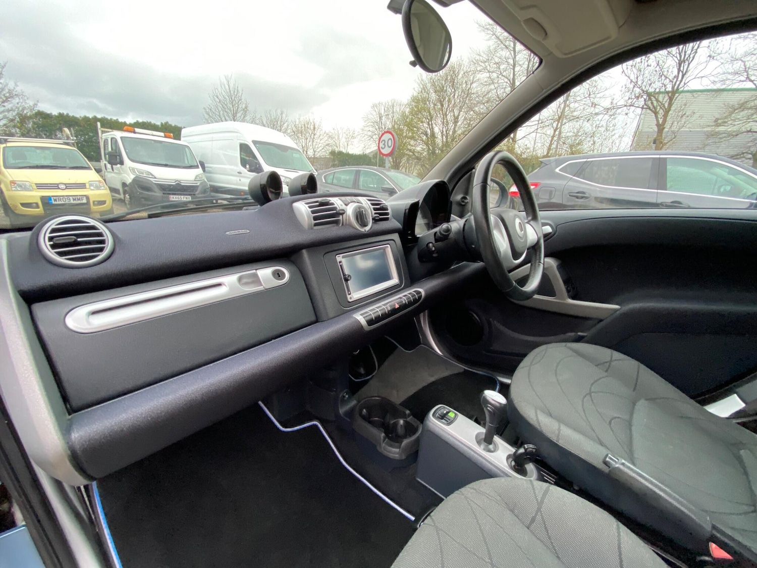 Used smart fortwo 2012 for sale - 78047614: Photo 19