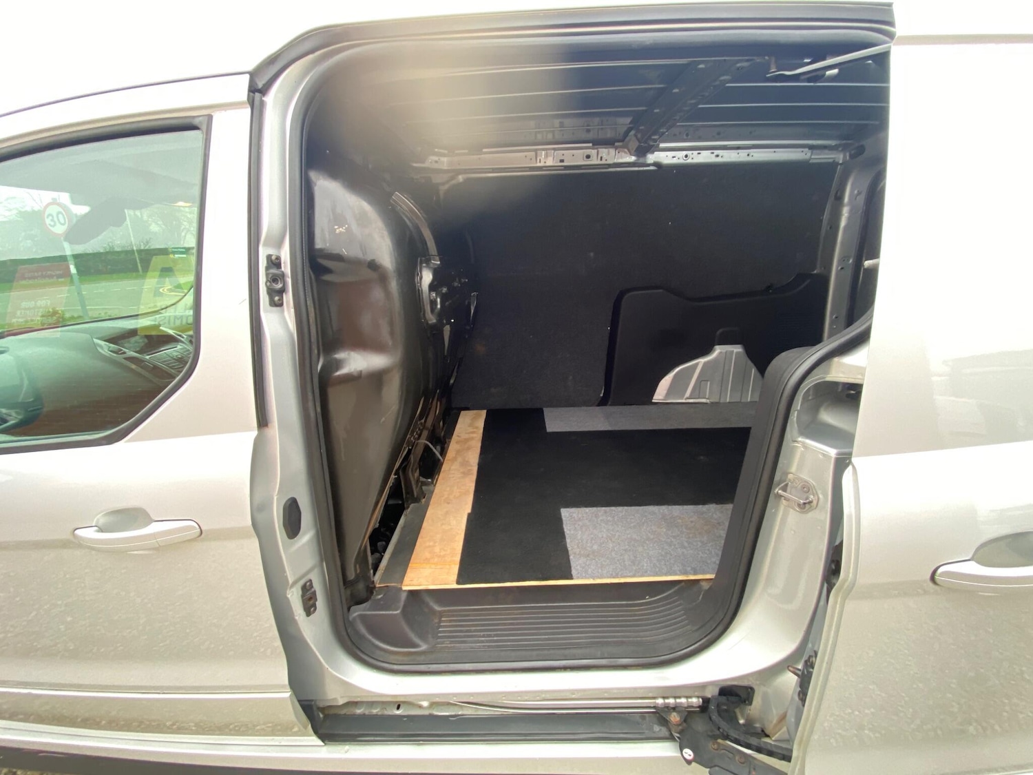 Used Ford Transit Connect 2014 for sale - 77978246: Photo 43