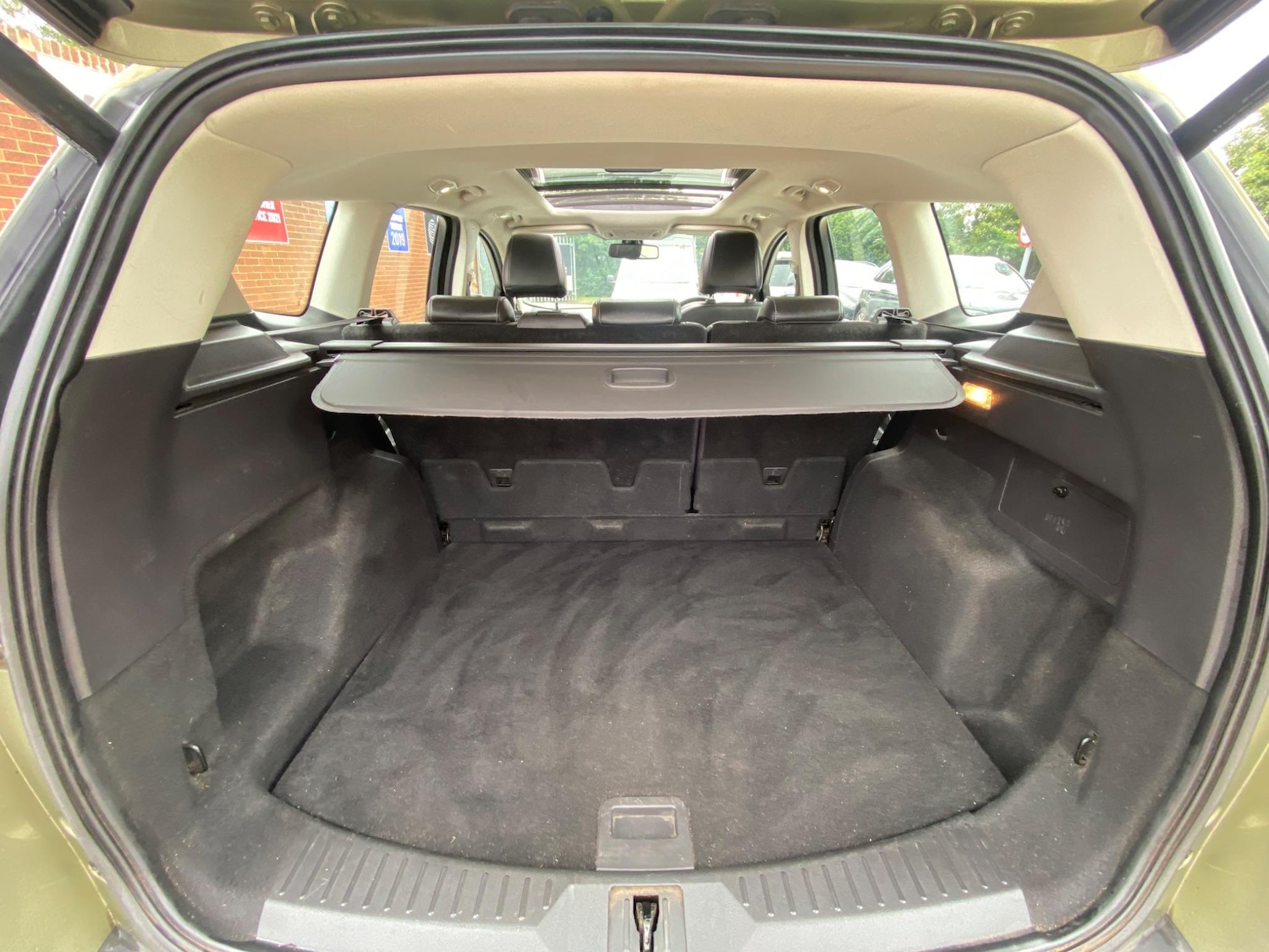 Vehicle 47