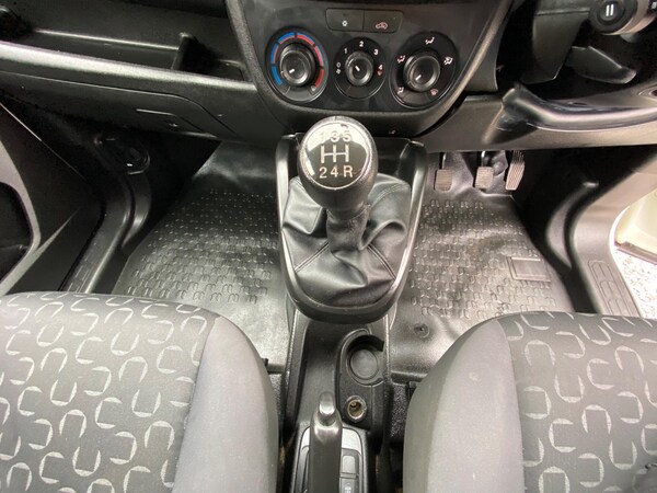 Used Fiat Doblo 2019 for sale - 76239165: Photo 27