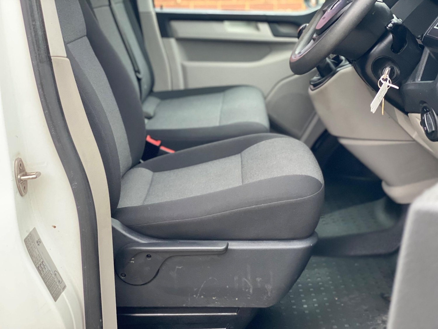 Used Volkswagen Transporter 2018 for sale - 77029655: Photo 19