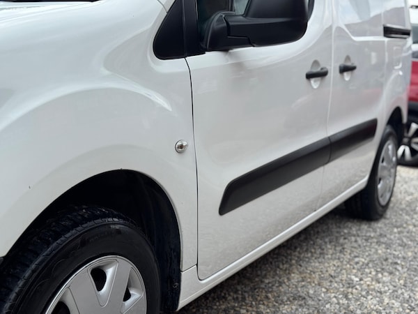 Used Peugeot Partner 2017 for sale - 75400517: Photo 28