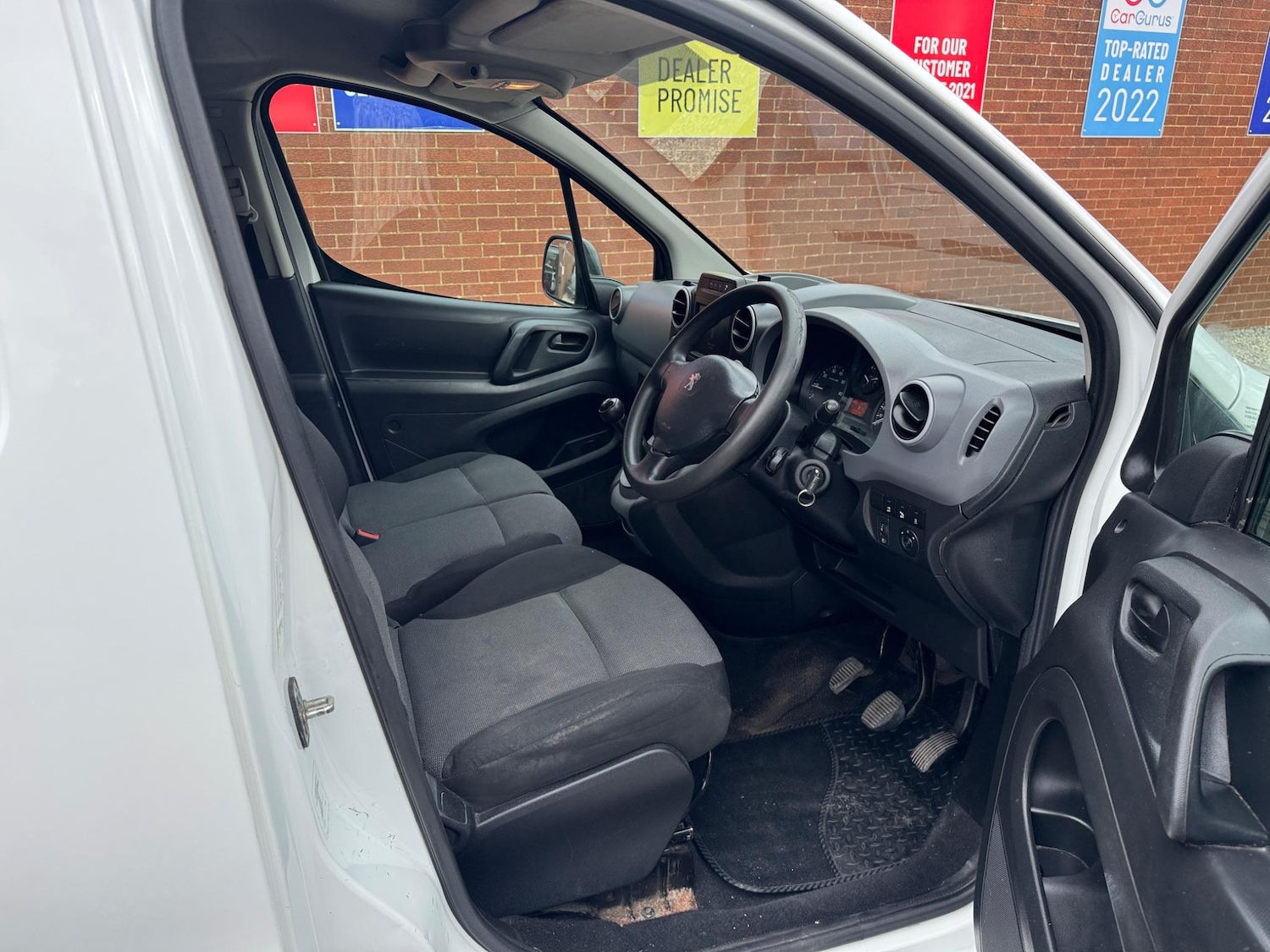 Vehicle 29