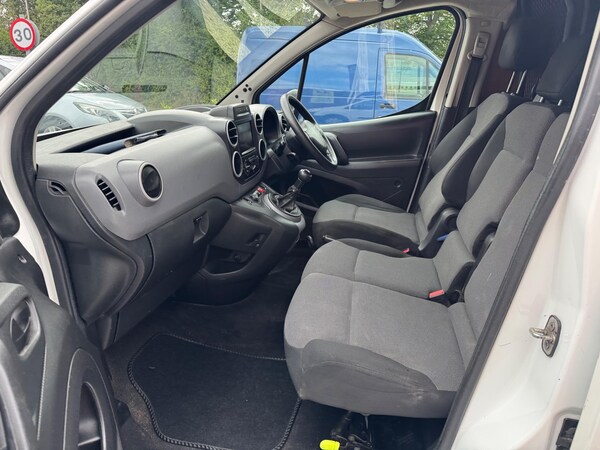 Used Peugeot Partner 2017 for sale - 75400517: Photo 38