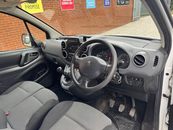 Used Peugeot Partner 2017 for sale - 75400517: Photo 6