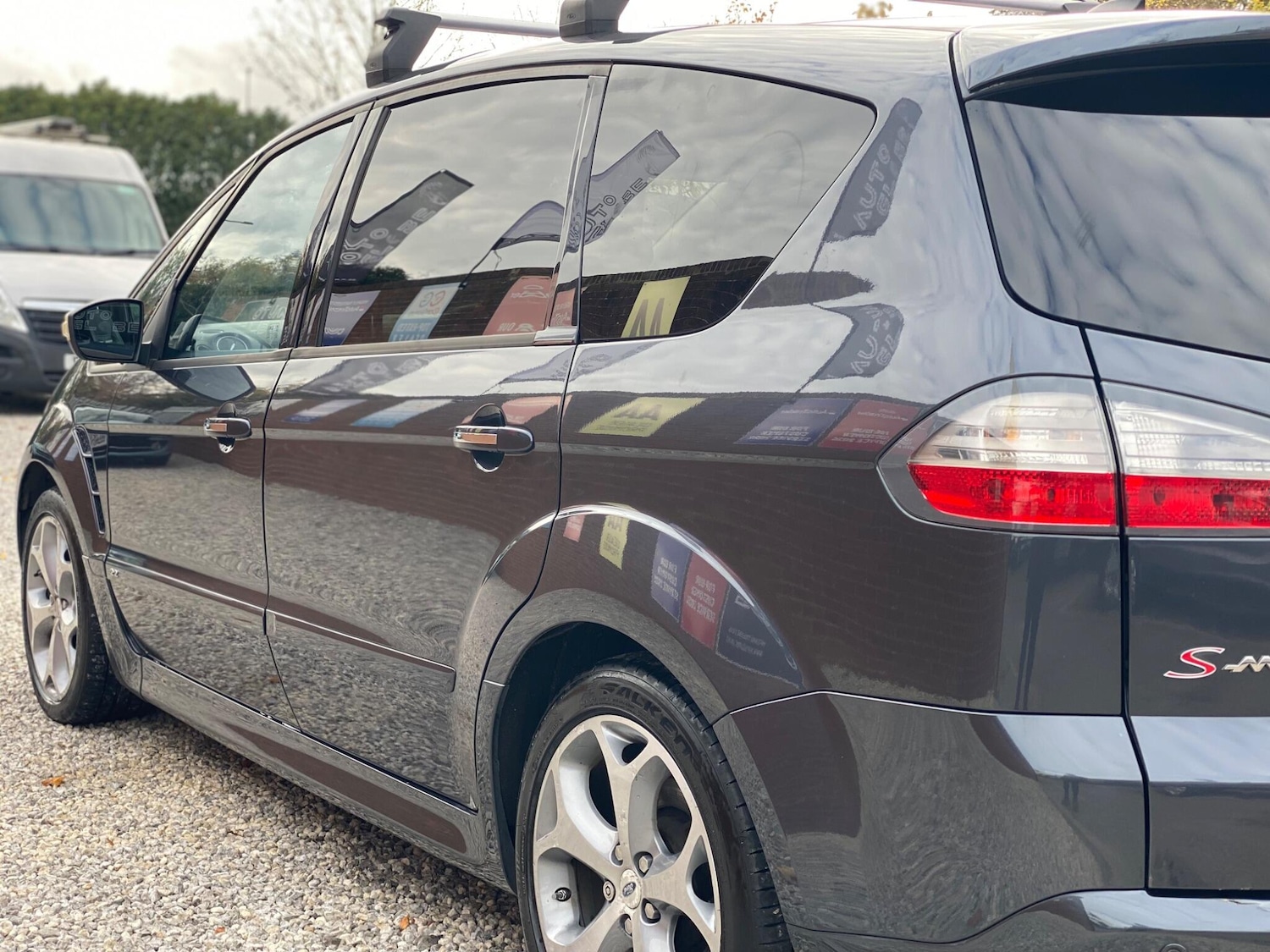 Used Ford S-Max 2010 for sale - 76399008: Photo 16