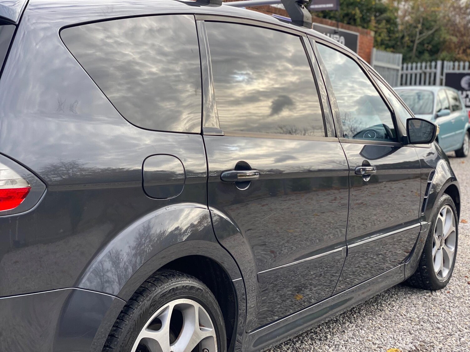 Used Ford S-Max 2010 for sale - 76399008: Photo 21