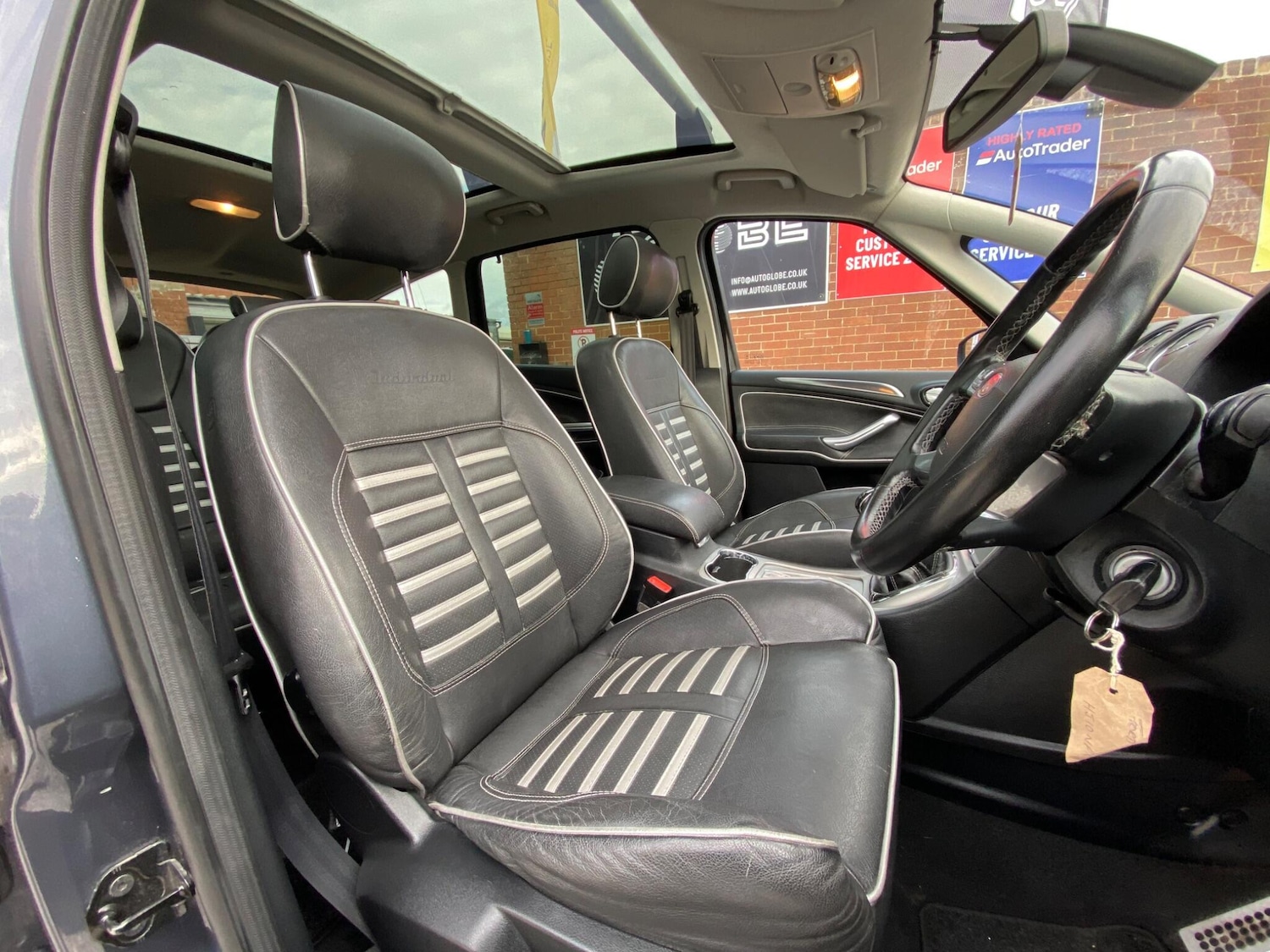 Used Ford S-Max 2010 for sale - 76399008: Photo 31