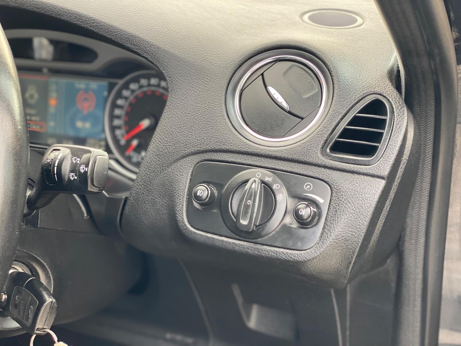 Used Ford S-Max 2010 for sale - 76399008: Photo 41