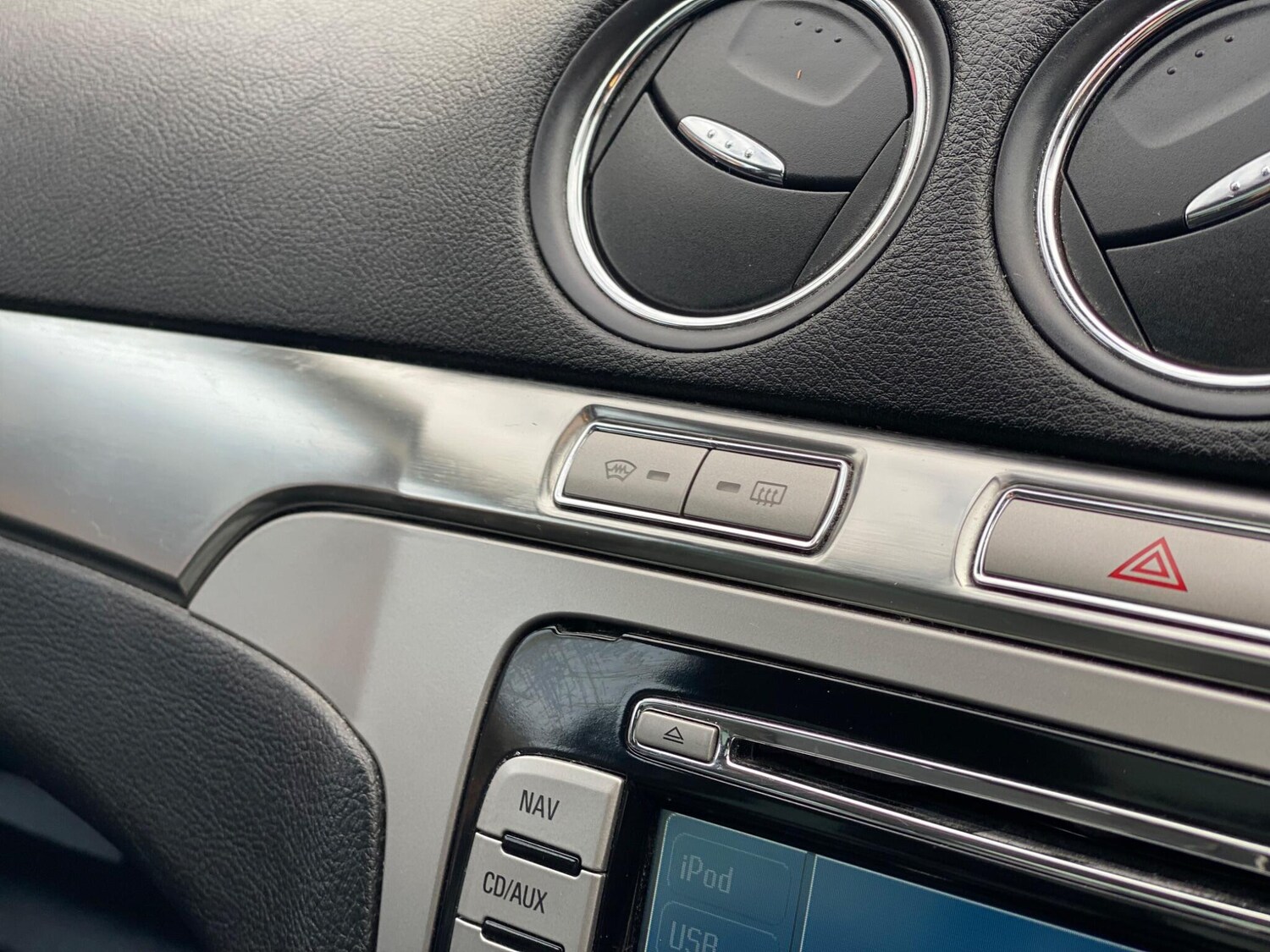 Used Ford S-Max 2010 for sale - 76399008: Photo 46