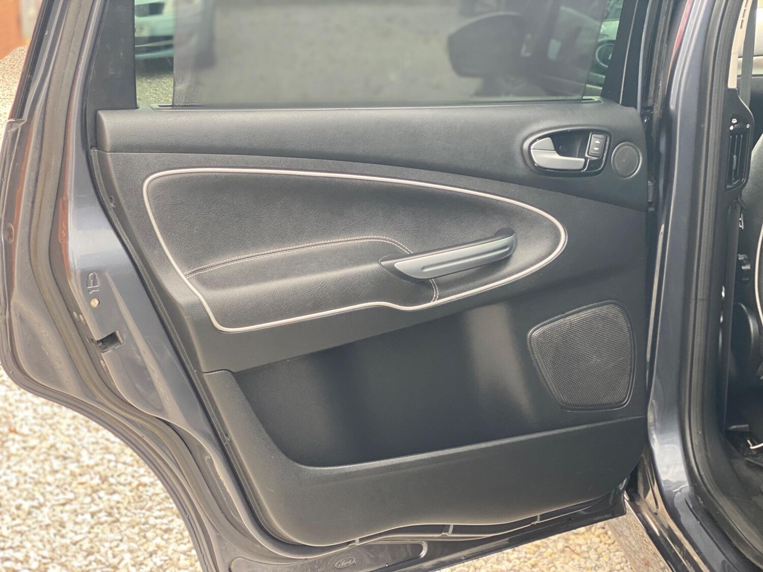 Used Ford S-Max 2010 for sale - 76399008: Photo 51