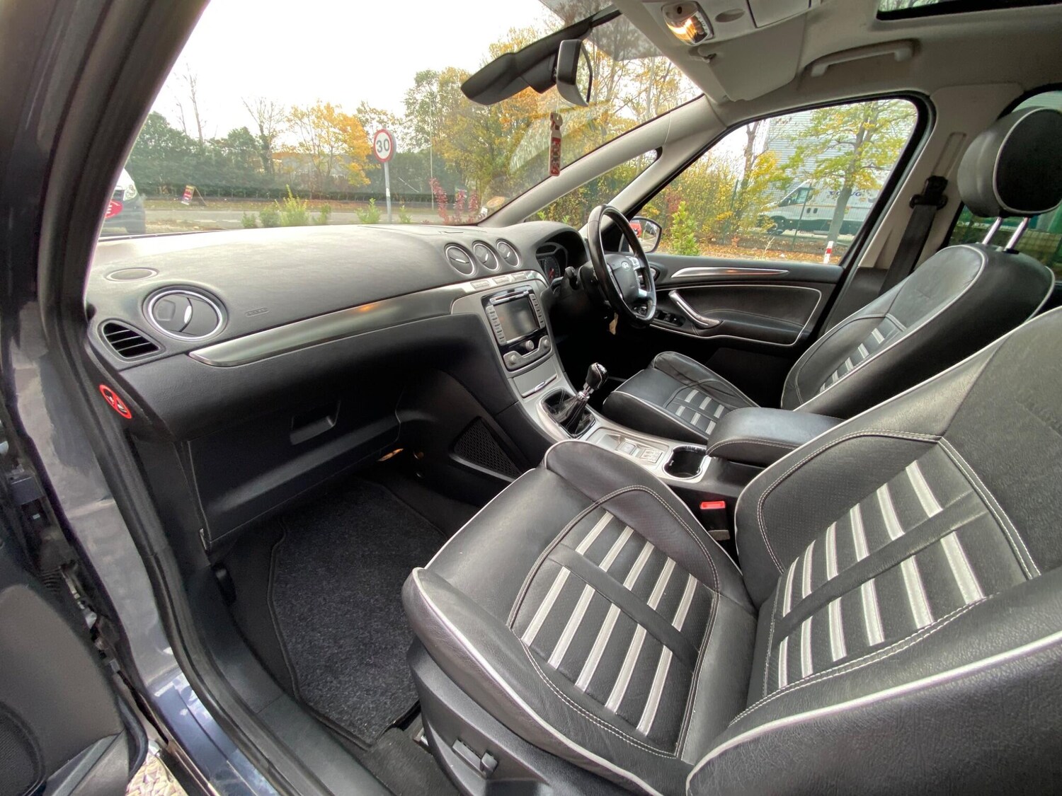 Used Ford S-Max 2010 for sale - 76399008: Photo 70