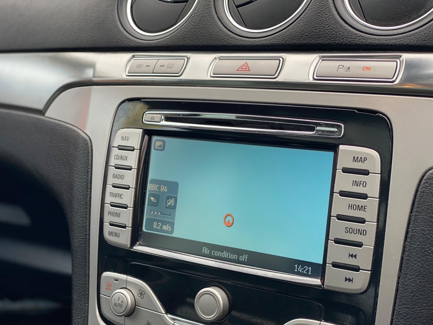 Used Ford S-Max 2010 for sale - 76399008: Photo 8