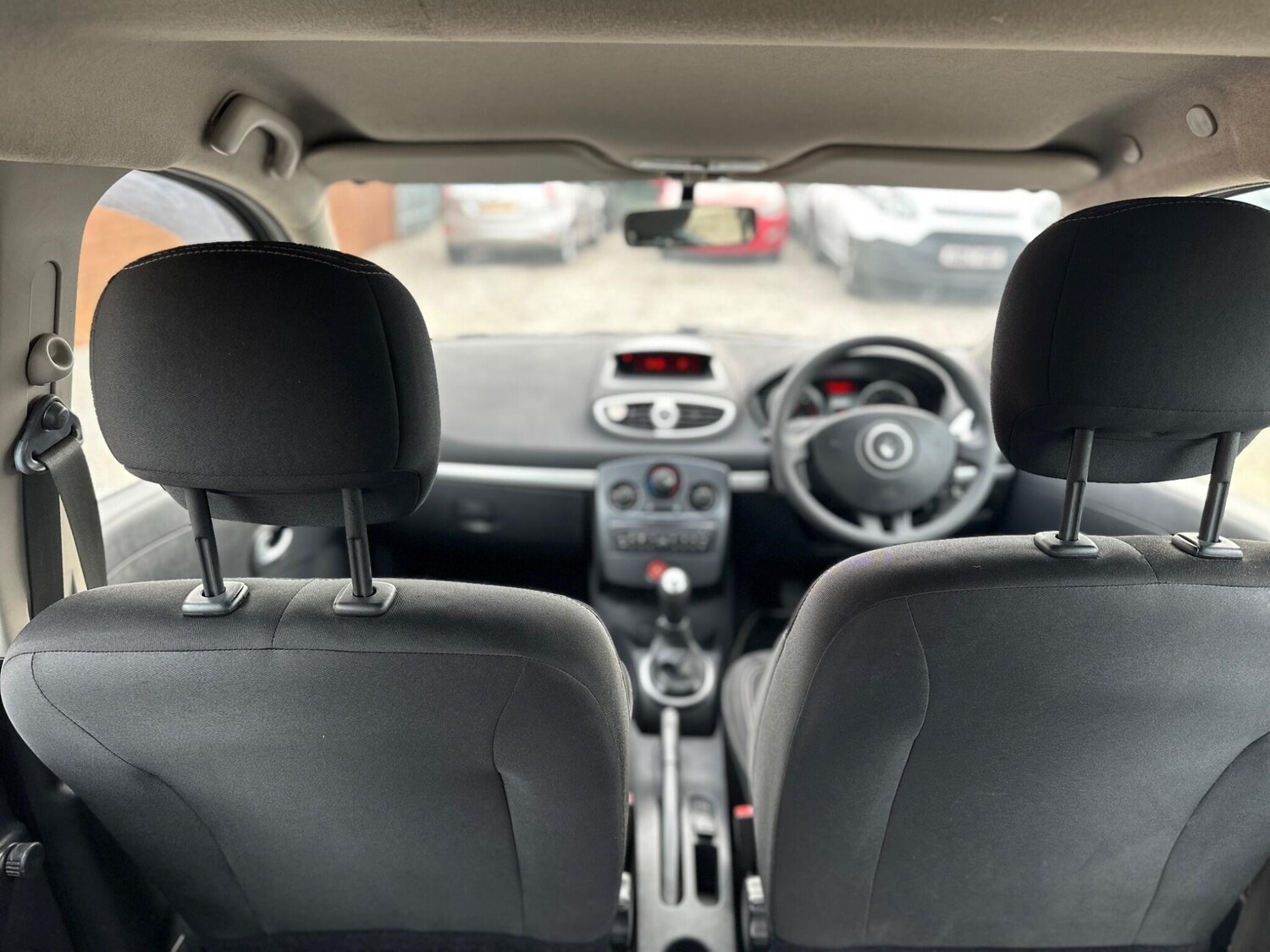 Used Renault Clio 2012 for sale - 77377137: Photo 11