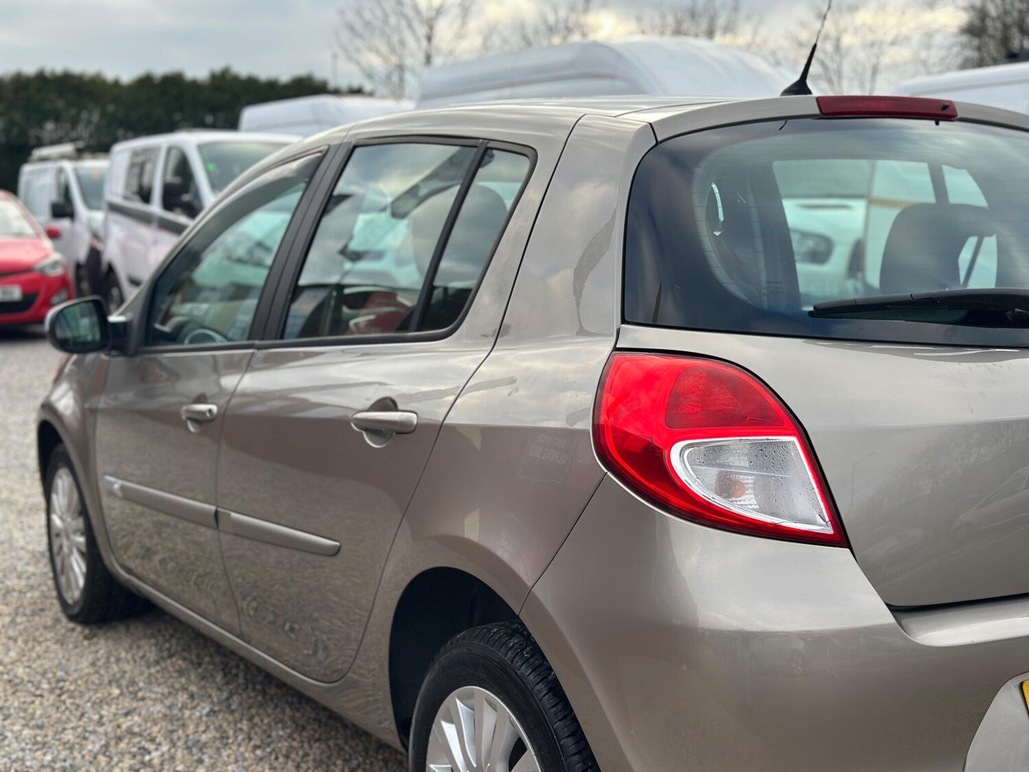 Used Renault Clio 2012 for sale - 77377137: Photo 20