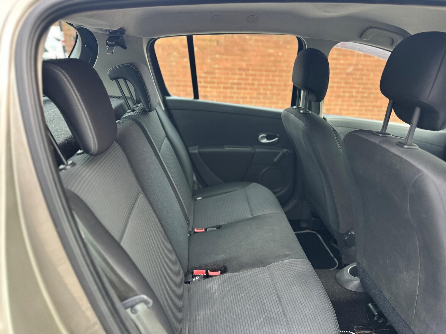 Used Renault Clio 2012 for sale - 77377137: Photo 23