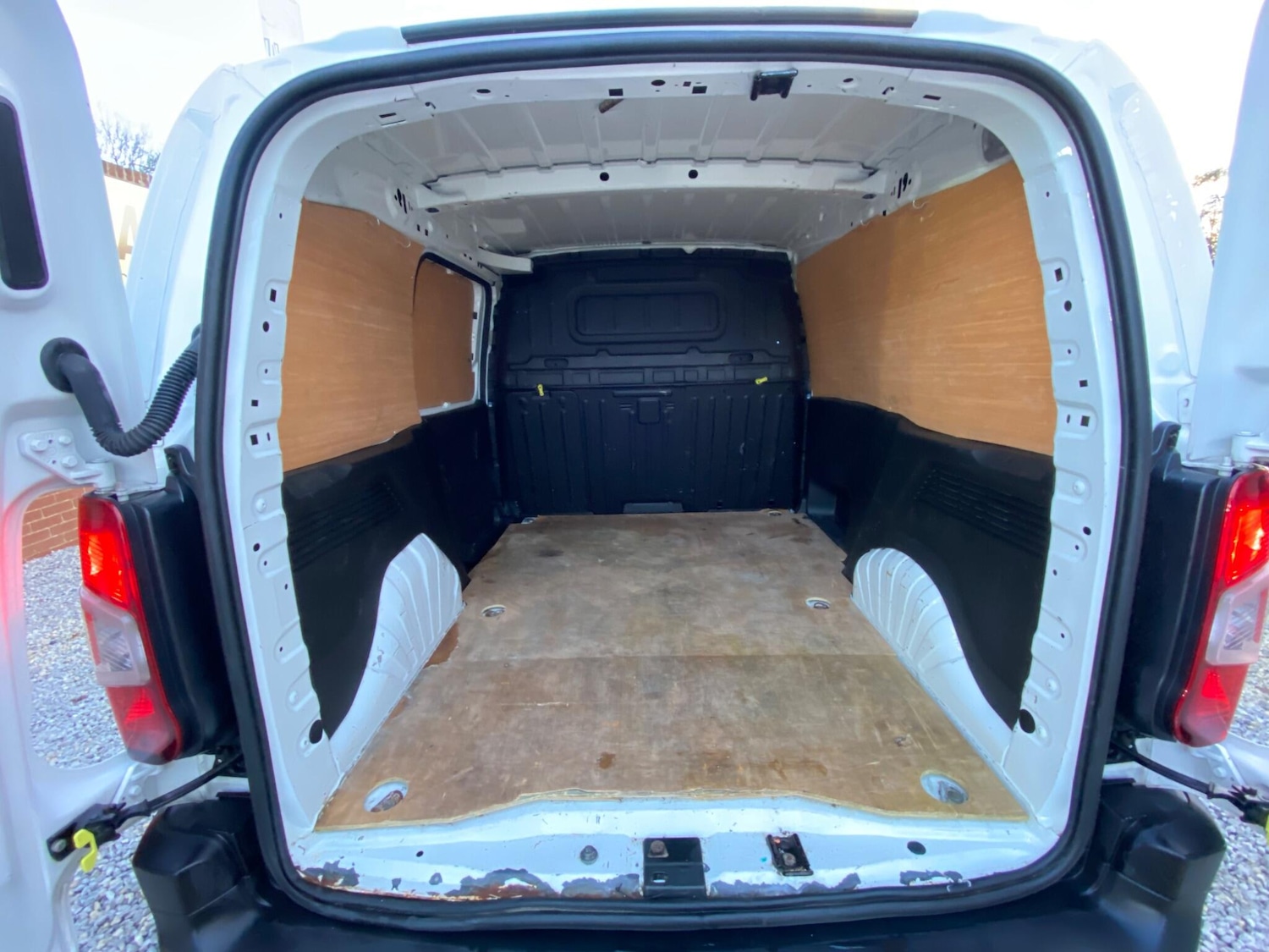 Used Peugeot Partner 2021 for sale - 76715366: Photo 13