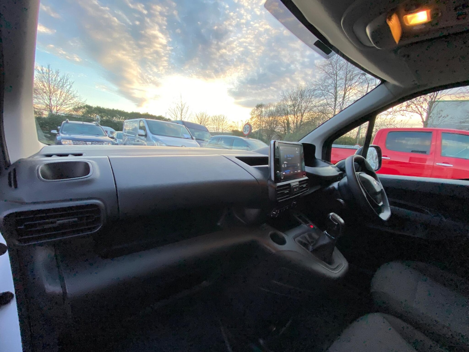 Used Peugeot Partner 2021 for sale - 76715366: Photo 15