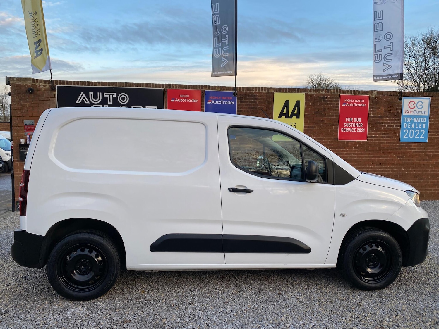 Used Peugeot Partner 2021 for sale - 76715366: Photo 6