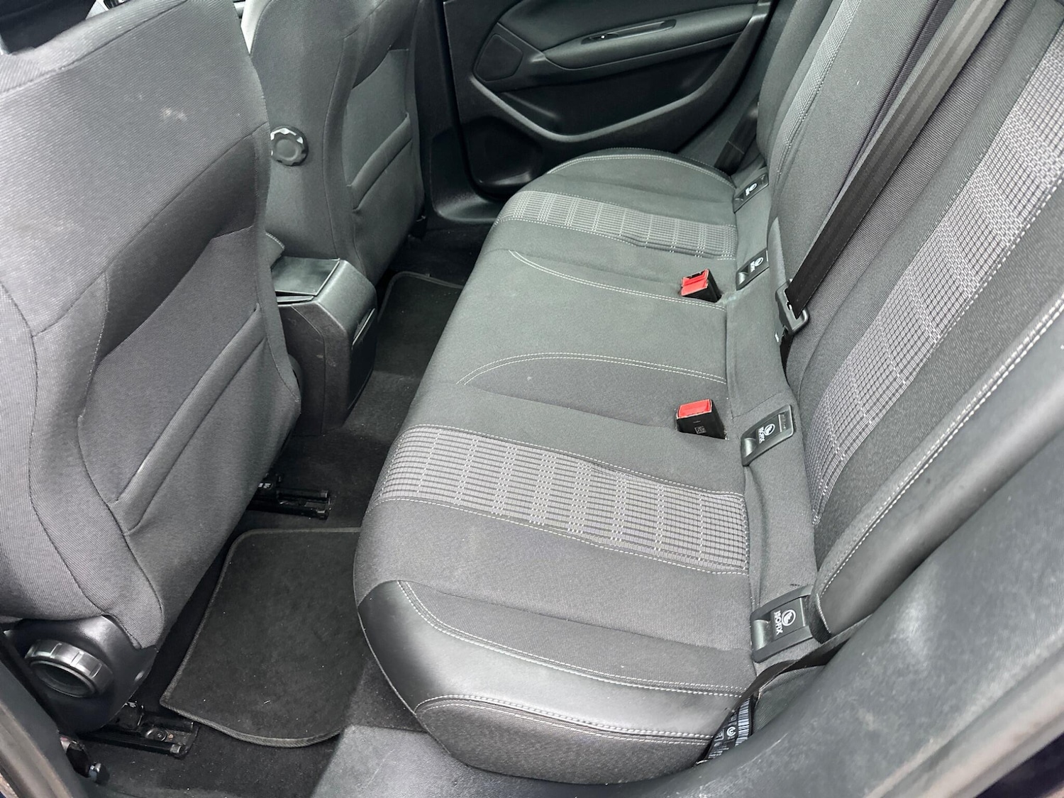 Used Peugeot 308 for sale - 77344331: Photo 9