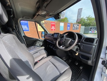 Used Renault Master 2021 for sale - 78430464: Photo