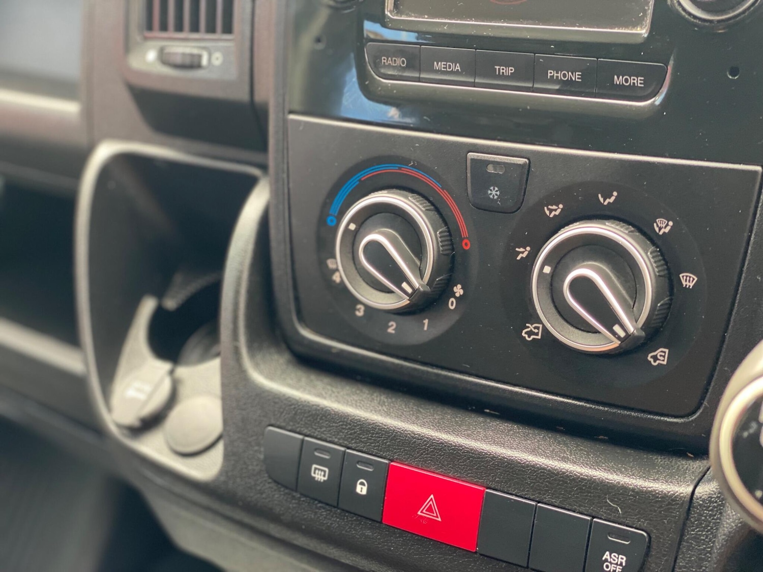 Used Citroen Relay 2025 for sale - 76989272: Photo 24