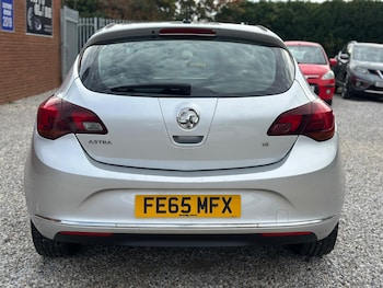 Used Vauxhall Astra 2015 for sale - 76152361: Photo 4