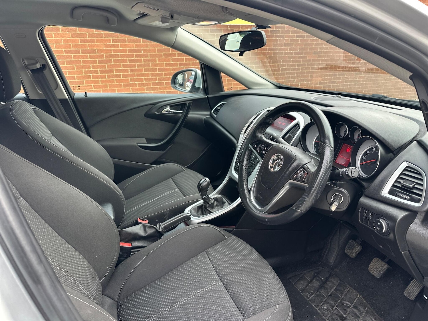 Used Vauxhall Astra 2015 for sale - 76152361: Photo 5