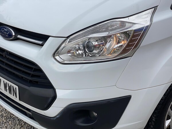 Used Ford Transit Custom 2018 for sale - 75657520: Photo 28