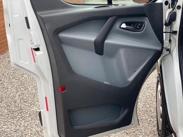 Used Ford Transit Custom 2018 for sale - 75657520: Photo 31