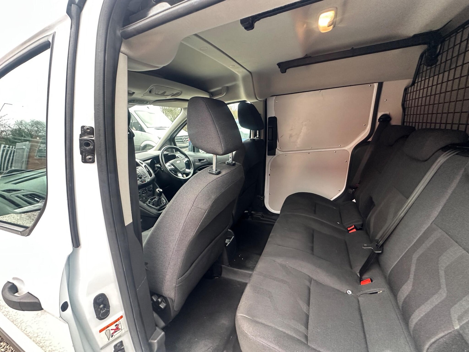 Used Ford Transit Connect 2018 for sale - 77625042: Photo 10