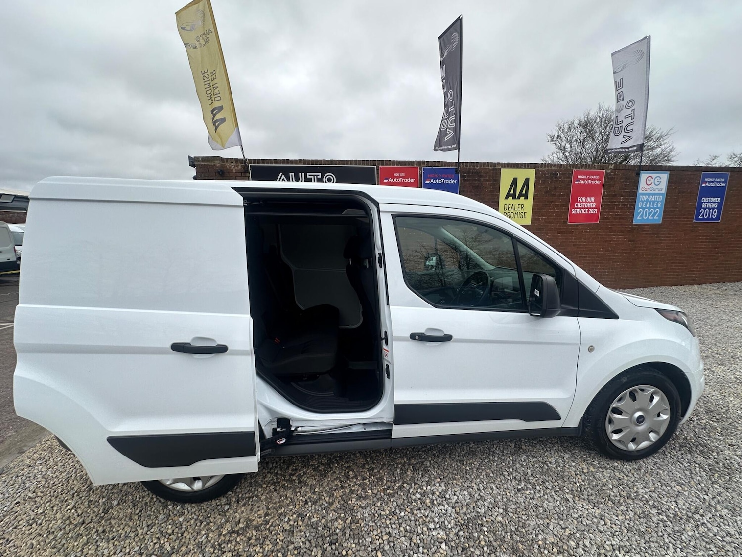 Used Ford Transit Connect 2018 for sale - 77625042: Photo 12