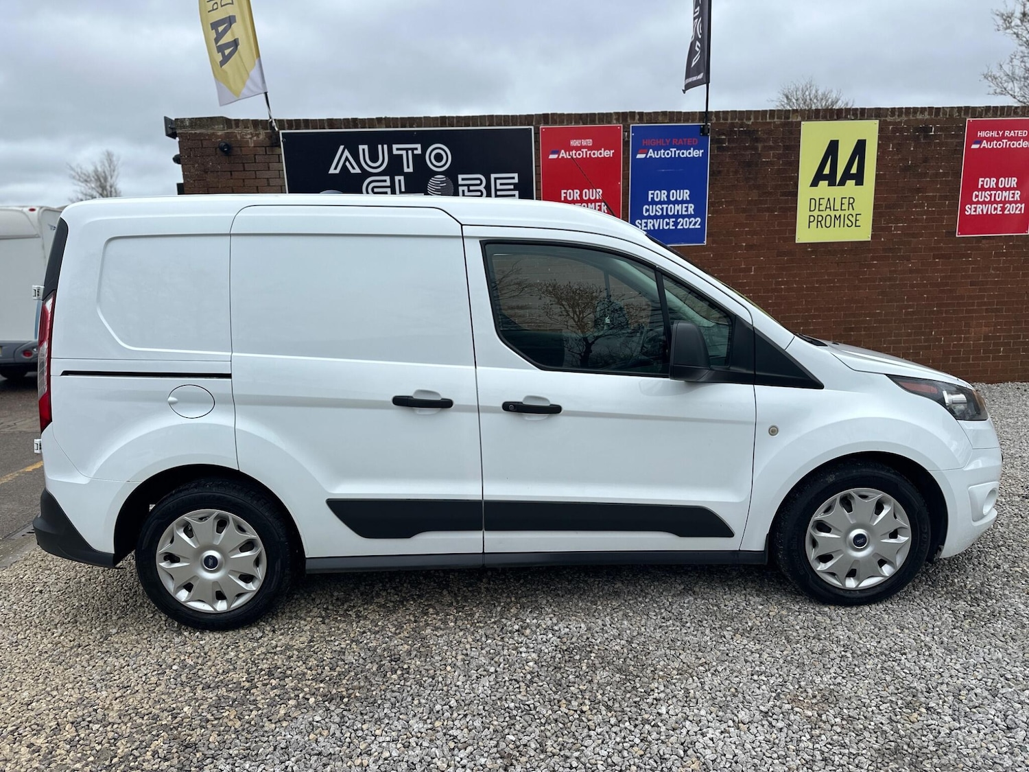 Used Ford Transit Connect 2018 for sale - 77625042: Photo 19