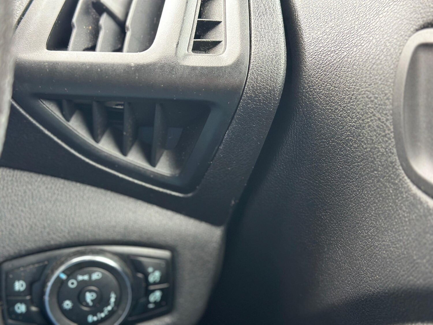 Used Ford Transit Connect 2018 for sale - 77625042: Photo 42