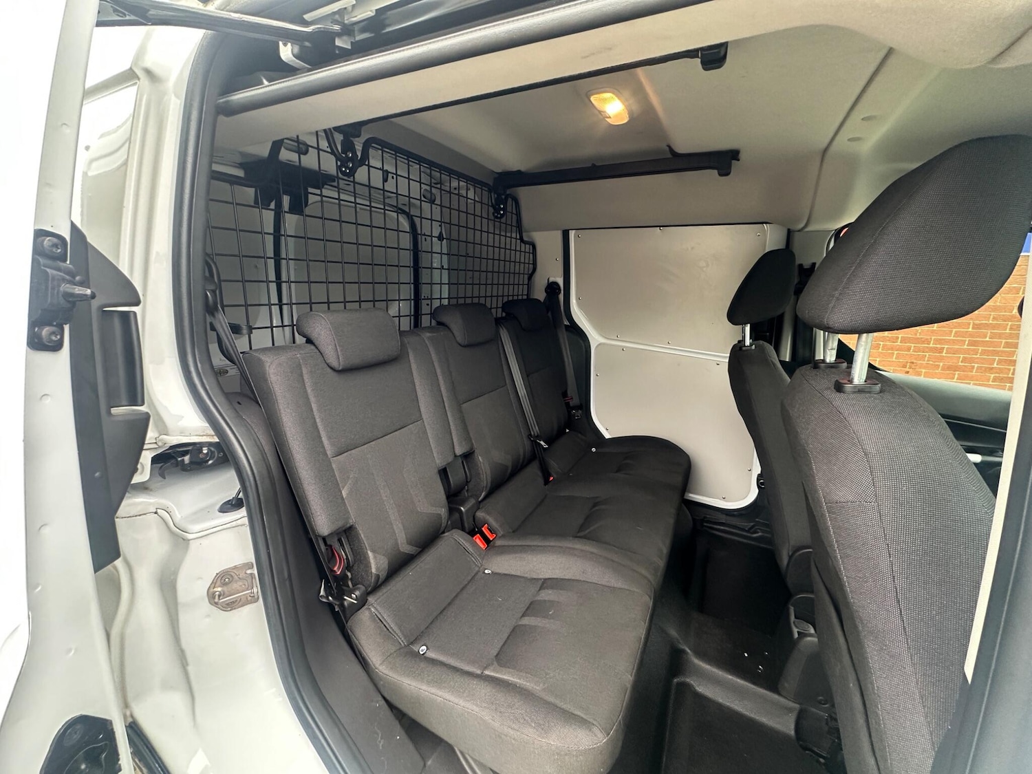 Used Ford Transit Connect 2018 for sale - 77625042: Photo 7