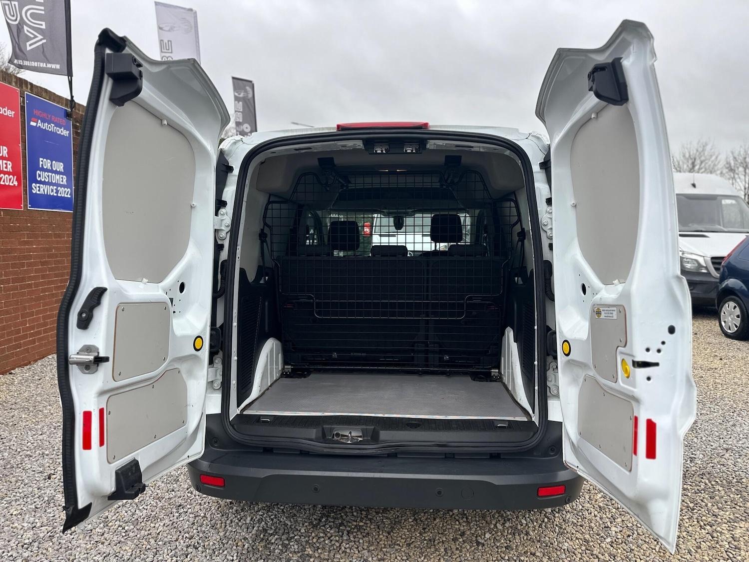 Used Ford Transit Connect 2018 for sale - 77625042: Photo 8