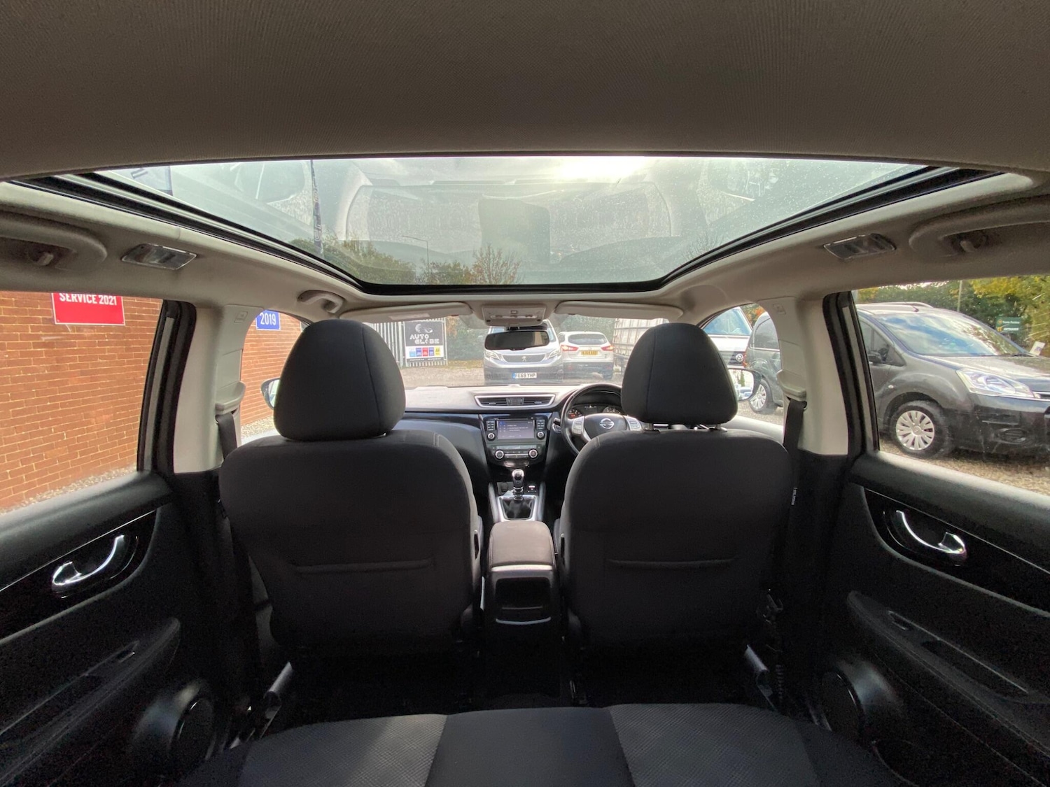 Used Nissan Qashqai 2016 for sale - 76992401: Photo 14