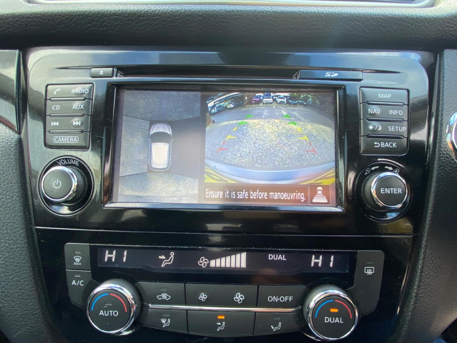 Used Nissan Qashqai 2016 for sale - 76992401: Photo 18